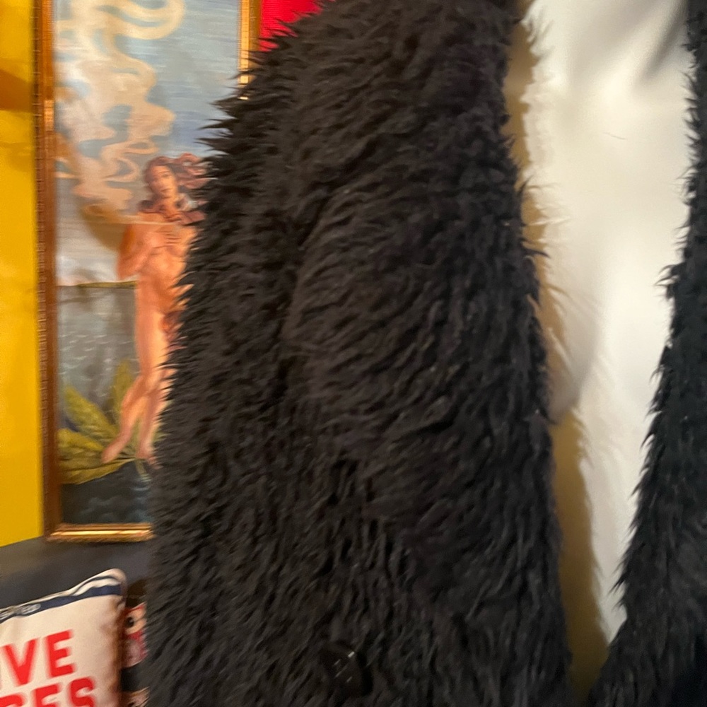 Faux fur jacket - Picture 3 of 4